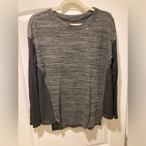 Sanctuary women’s top black and gray
